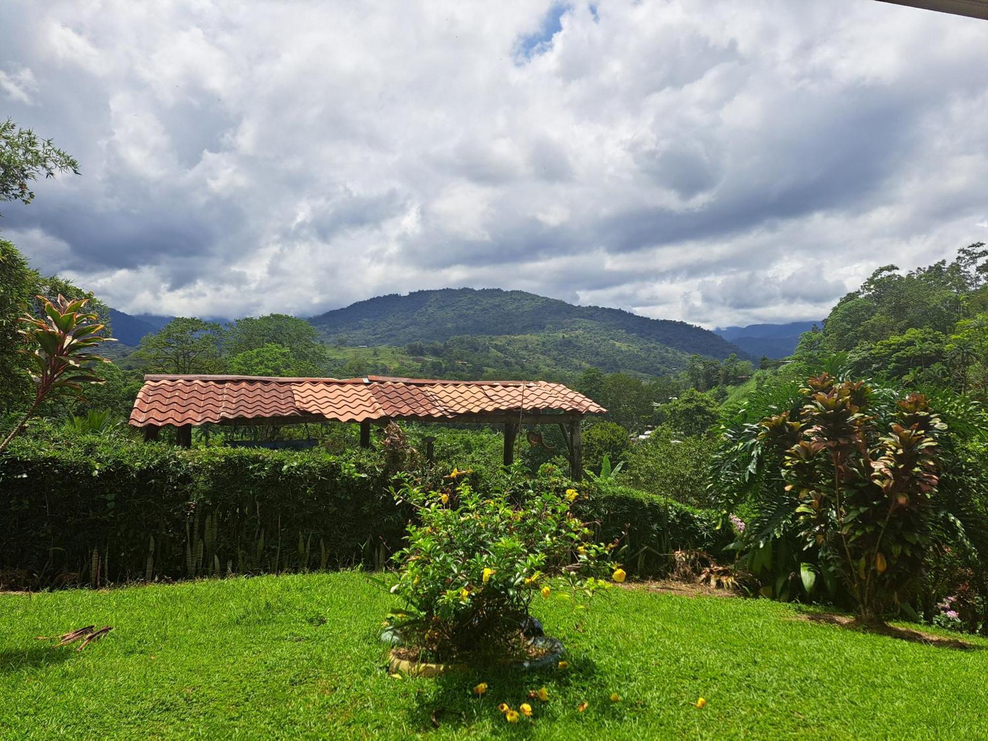 Hospedaje Luis & Ana Pejibaye Luaran gambar
