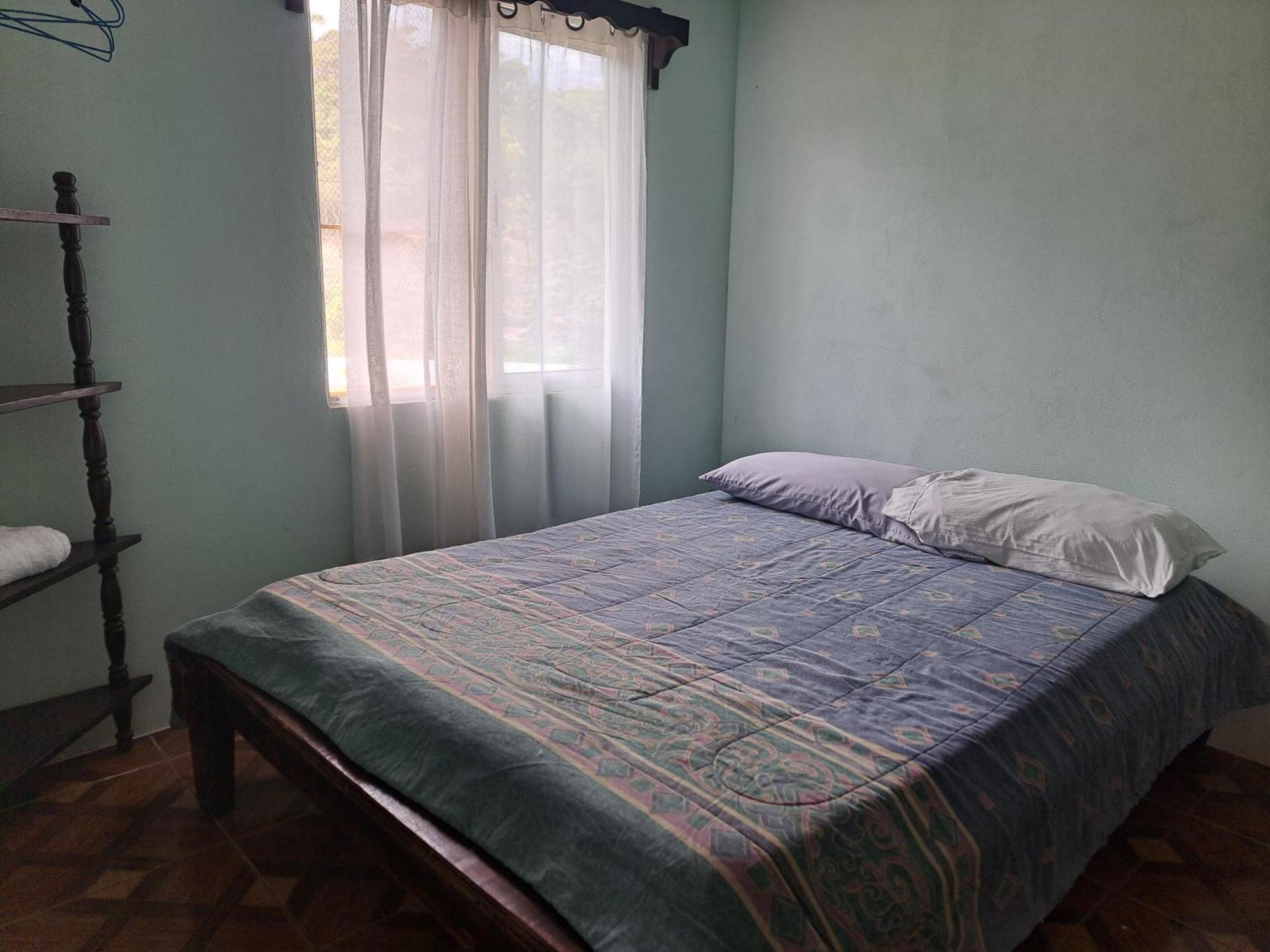 Hospedaje Luis & Ana Pejibaye Bilik gambar